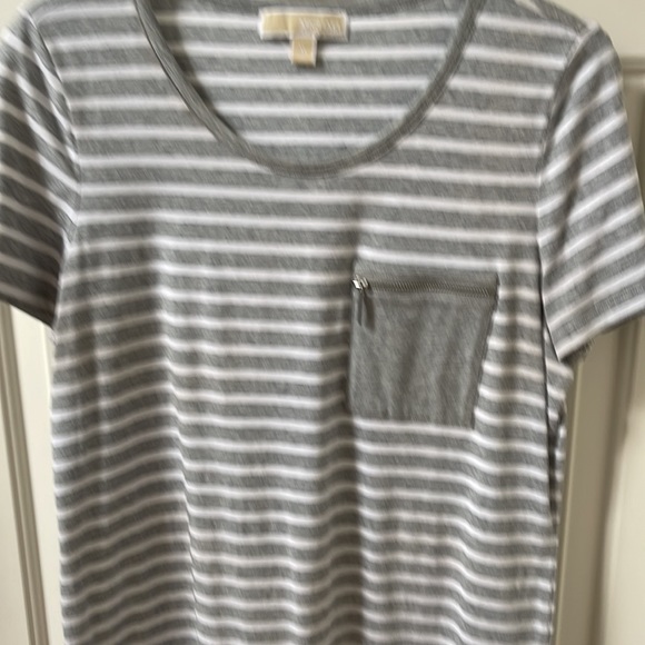 Michael Kors Grey and White Striped T-Shirt Dress size medium - Picture 7 of 8